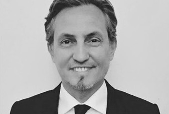 Image of Giuliano Ziffarelli, CEO of Maka Language Consulting