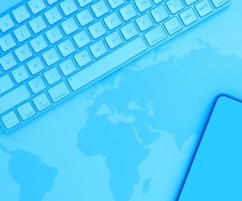 Perchè Devi Adattare i Tuoi Contenuti Globali per l’AI Search